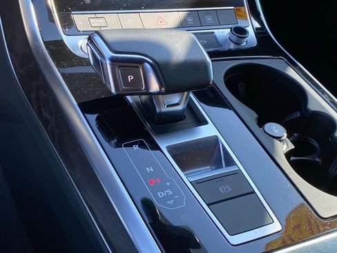 Used 2020 Audi Q7 2.0T Premium Plus w/ Premium Plus Package image 20