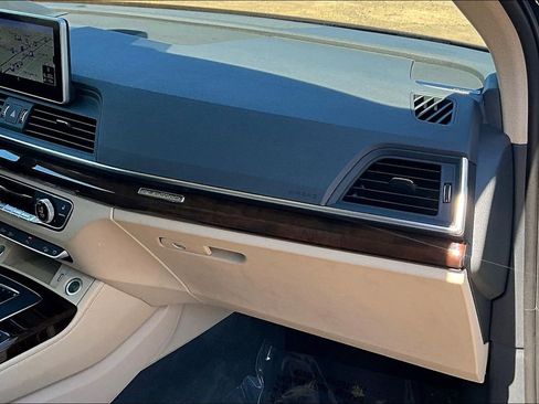 Used 2019 Audi Q5 2.0T Premium Plus w/ Premium Plus Package image 20