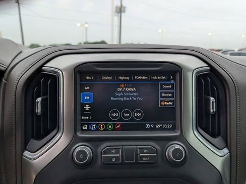 Certified 2021 Chevrolet Silverado 1500 LTZ w/ LTZ Premium Texas Edition AWD/4WD image 7