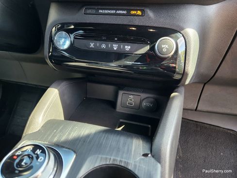 Used 2024 Ford Escape ST-Line w/ Tech Pack #1 image 39