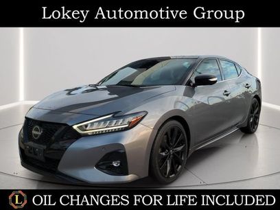 Certified 2023 Nissan Maxima SR w/ Sport Mat Group