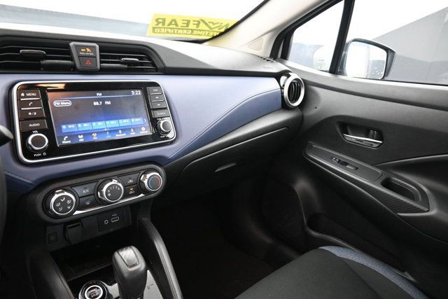Used 2024 Nissan Versa SV FWD image 21