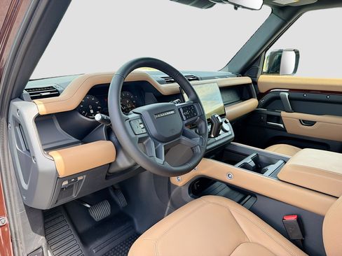 New 2026 Land Rover Defender 130 X-Dynamic SE AWD/4WD image 27