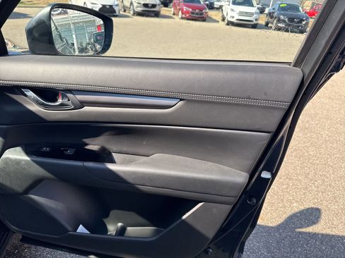 Used 2022 MAZDA CX-5 AWD 2.5 S w/ Preferred Package image 27