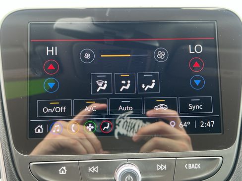 Used 2025 Chevrolet Malibu LT FWD image 24