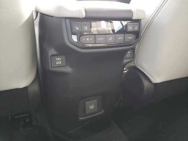 New 2026 Toyota Grand Highlander AWD image 15