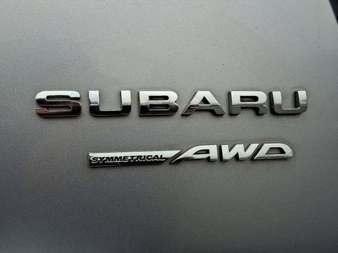 Used 2018 Subaru Crosstrek 2.0i Limited image 32