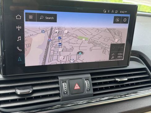 Certified 2023 Audi Q5 e Prestige AWD/4WD image 24