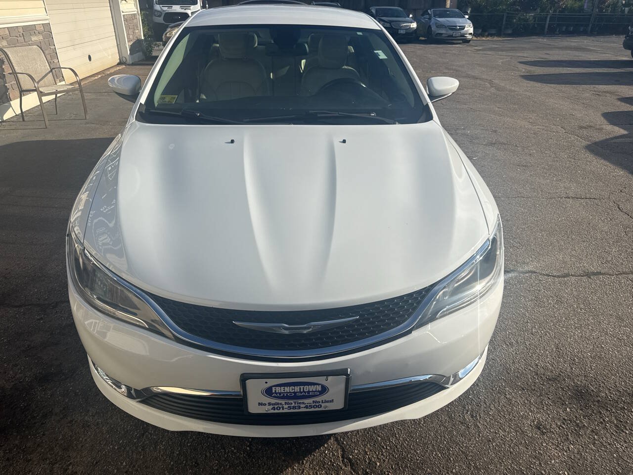 Used 2017 Chrysler 200 Limited Platinum FWD image 4