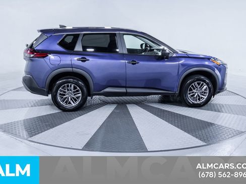 Used 2023 Nissan Rogue S image 11