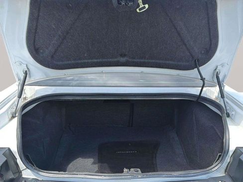 Used 2016 Dodge Challenger SXT RWD image 26