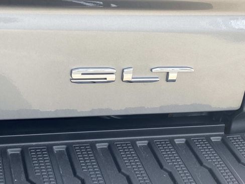 Used 2026 GMC Sierra 1500 SLT w/ SLT Premium Plus Package image 6