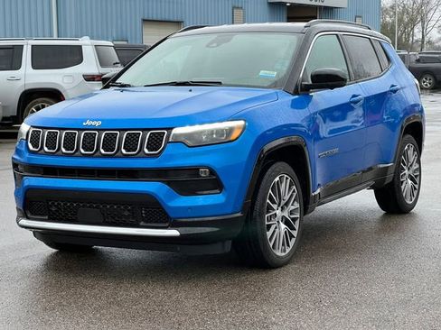 Used 2023 Jeep Compass Limited w/ Elite Group AWD/4WD image 42