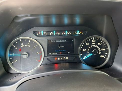 Used 2019 Ford F150 XLT w/ Equipment Group 302A Luxury AWD/4WD image 14