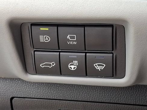 Used 2022 Toyota Highlander Platinum AWD/4WD image 26