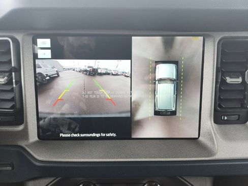 New 2024 Ford Bronco Outer Banks image 4