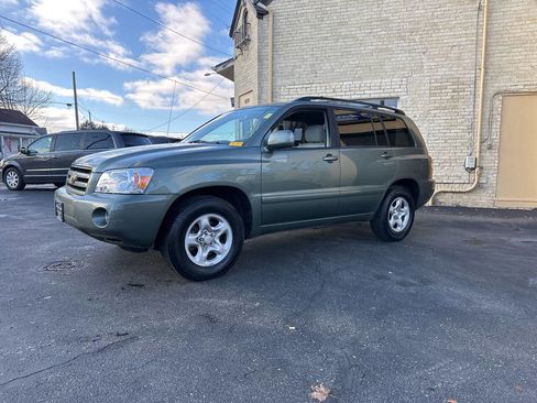 Used 2006 Toyota Highlander 2WD image 1