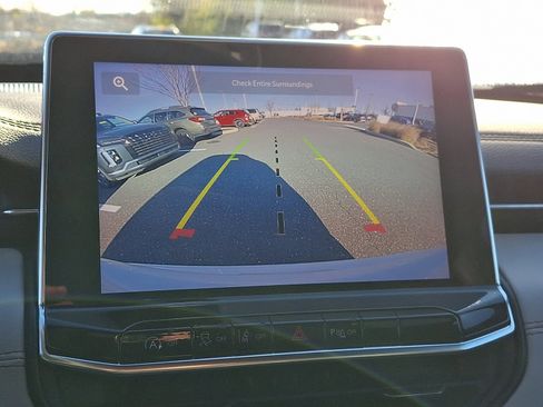 Used 2024 Jeep Compass Limited image 17