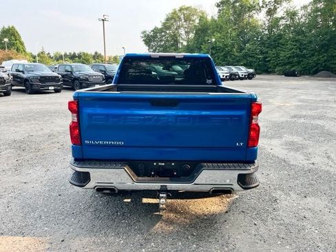 Used 2022 Chevrolet Silverado 1500 LT w/ Z71 Off-Road Package AWD/4WD image 7