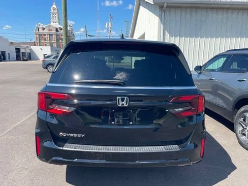 Used 2025 Honda Odyssey EX-L image 4