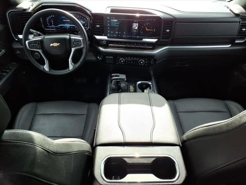 Used 2023 Chevrolet Silverado 1500 LTZ w/ LTZ Premium Package image 8