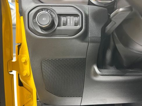 Used 2021 Jeep Wrangler Unlimited Sport AWD/4WD image 17