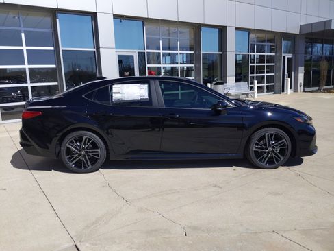 New 2026 Toyota Camry XSE image 10