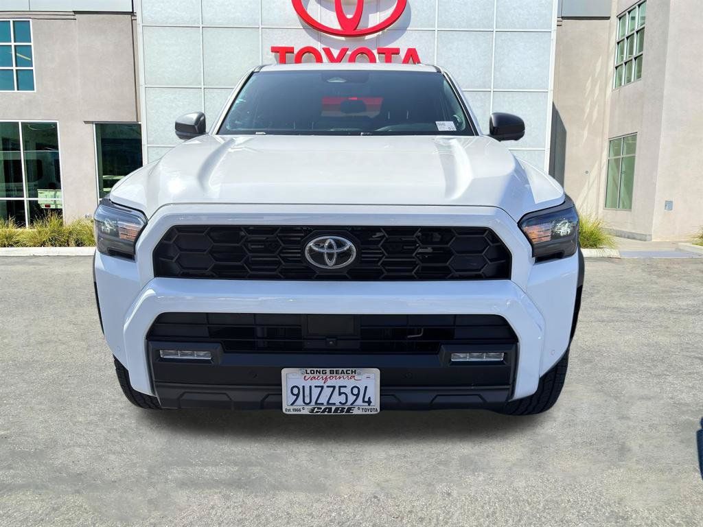 Used 2025 Toyota 4Runner TRD Off-Road Premium AWD/4WD image 3