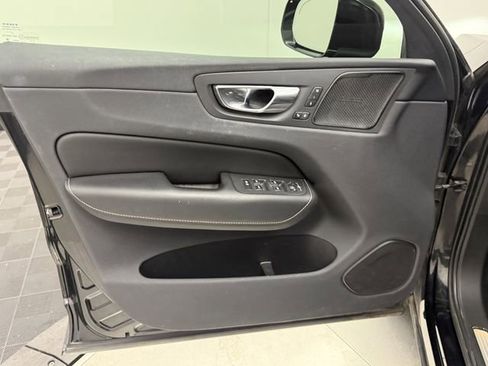 Used 2019 Volvo XC60 T5 Inscription w/ Protection Package image 10