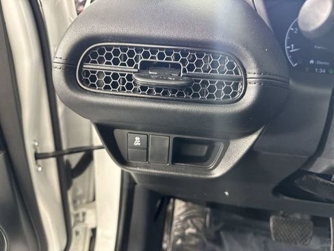 Used 2024 Honda HR-V LX image 14