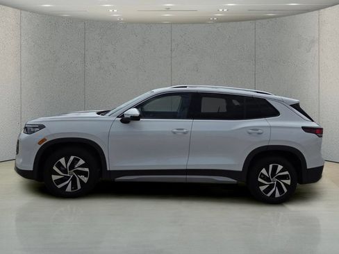 New 2026 Volkswagen Tiguan S FWD image 2