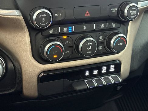 Used 2022 RAM 1500 Laramie AWD/4WD image 21