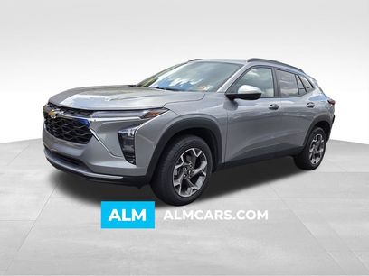 Used 2025 Chevrolet Trax LT w/ LT Convenience Package
