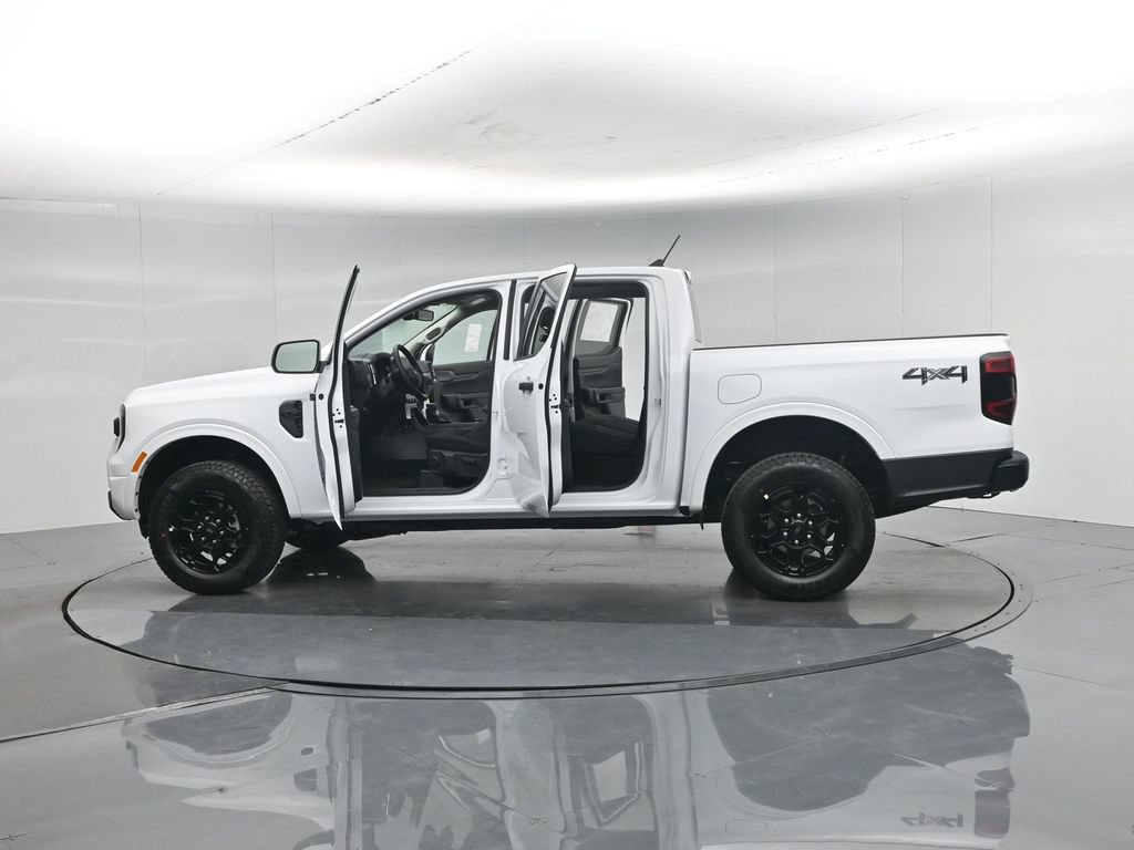 New 2026 Ford Ranger XLT w/ Black Appearance Package AWD/4WD image 32