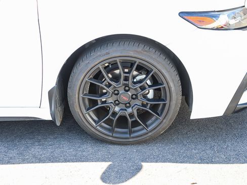 Used 2024 Toyota Camry SE w/ TRD Appearance Package (TMS) image 15