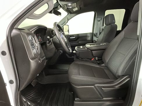 Used 2024 GMC Sierra 2500 Pro w/ Convenience Package AWD/4WD image 13