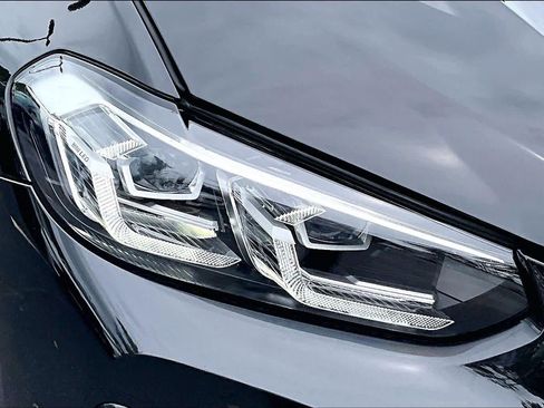 Certified 2025 BMW X4 xDrive30i AWD/4WD image 28