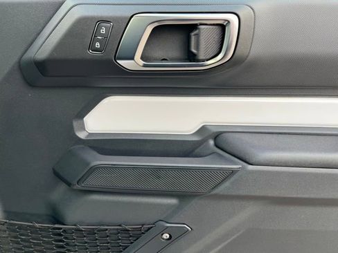New 2025 Ford Bronco 2-Door image 17