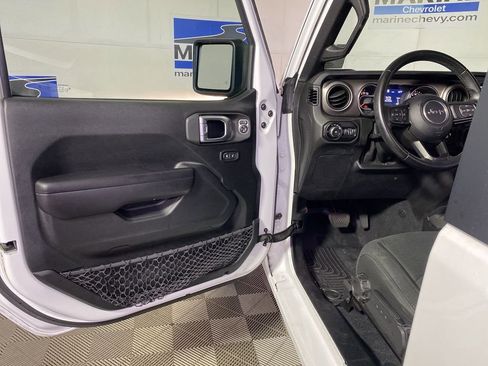 Used 2020 Jeep Wrangler Sport AWD/4WD image 26