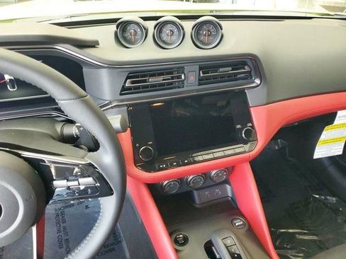 New 2024 Nissan Z Performance w/ Floor Mat Package image 11