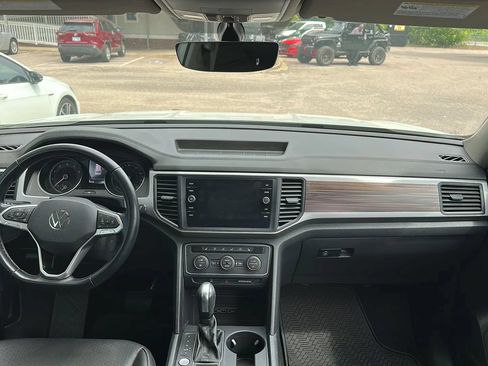 Used 2021 Volkswagen Atlas SE FWD image 27