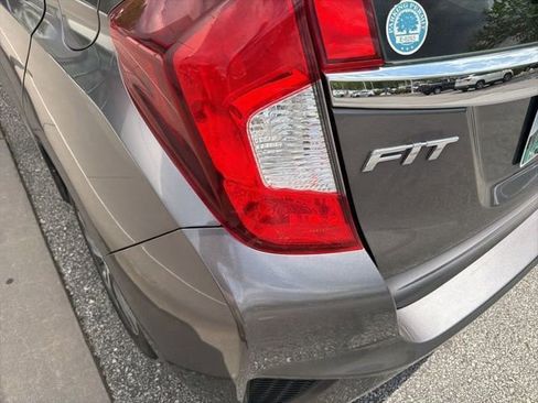 Used 2017 Honda Fit EX image 18