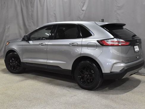 Used 2024 Ford Edge SEL image 4