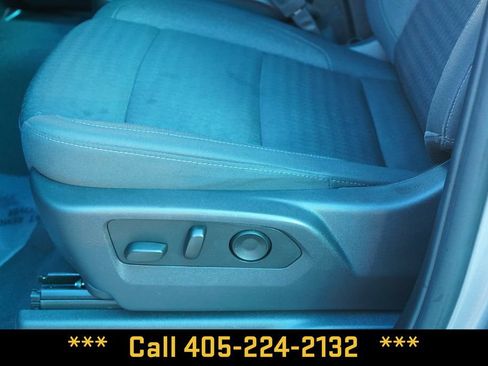 Used 2025 Chevrolet Silverado 1500 LT AWD/4WD image 18