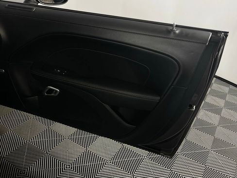 Used 2023 Dodge Challenger R/T w/ Plus Package image 34