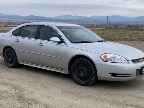 Used 2013 Chevrolet Impala LT w/ LT Sunroof Package image 2