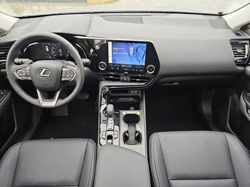 Used 2024 Lexus NX 350 AWD image 5