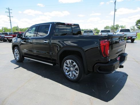 Certified 2024 GMC Sierra 1500 Denali w/ Denali Reserve Package AWD/4WD image 10