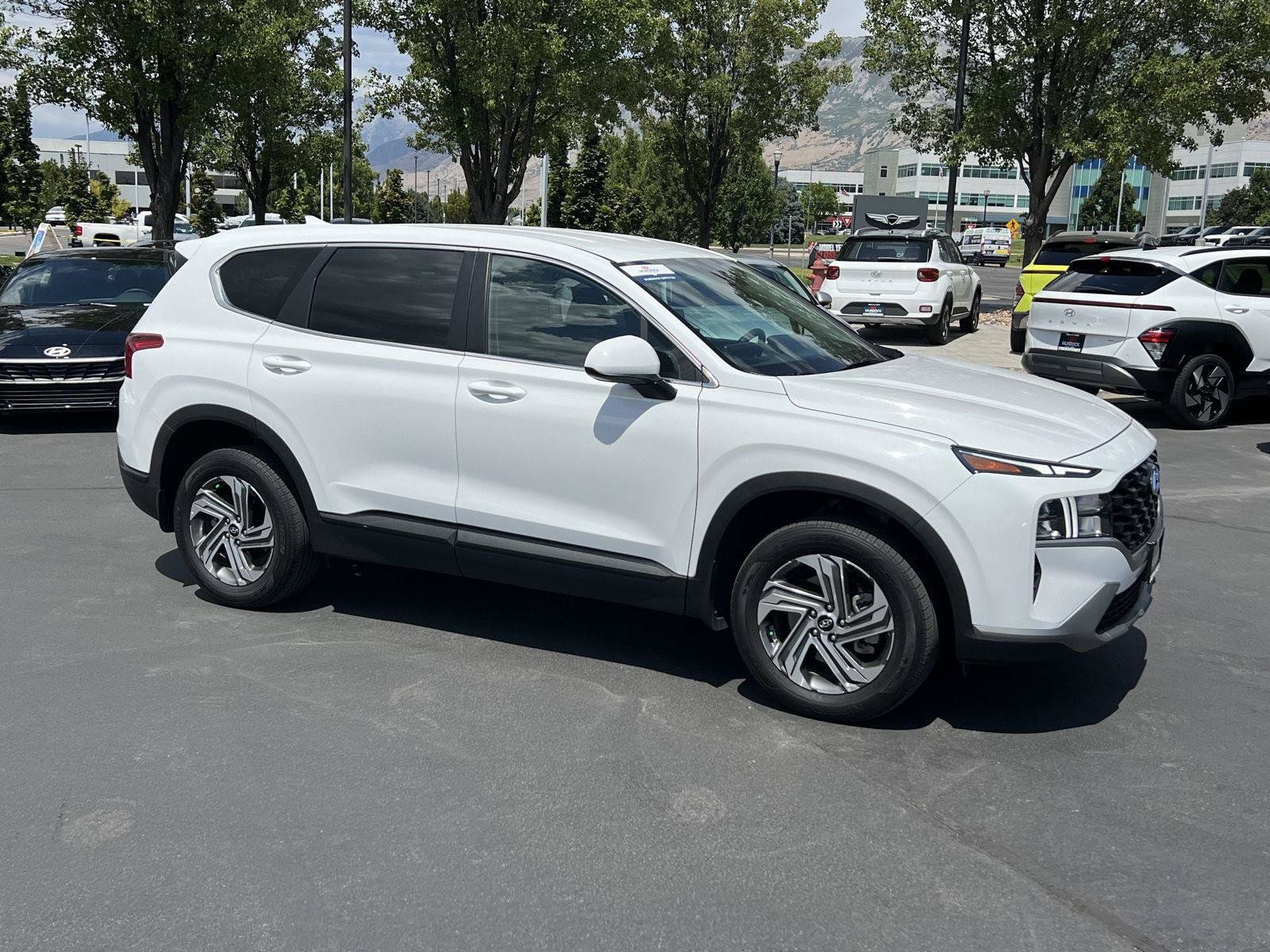 Certified 2023 Hyundai Santa Fe SE w/ Cargo Package AWD/4WD image 14