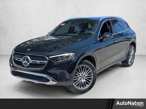 Certified 2026 Mercedes-Benz GLC 300 image 1
